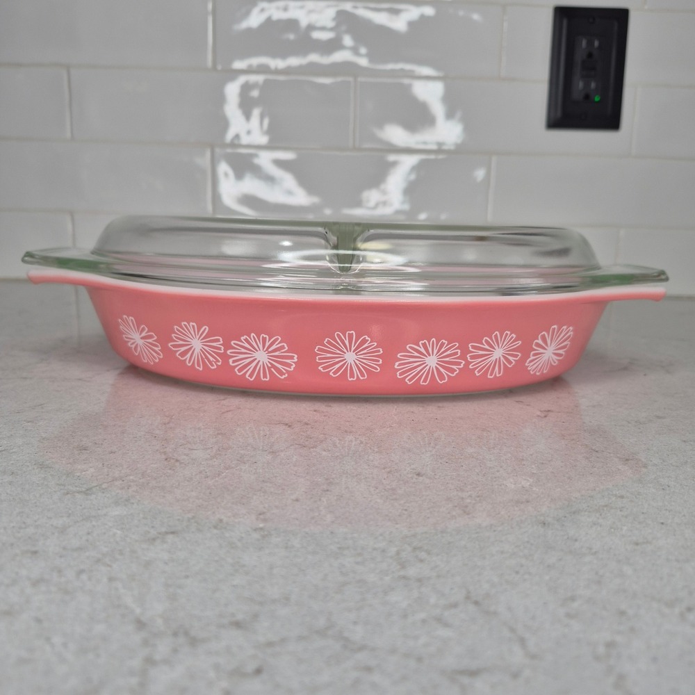 Pyrex Divided Casserole Pink Daisy 1.5 Quart Pink Vintage Kitchenware